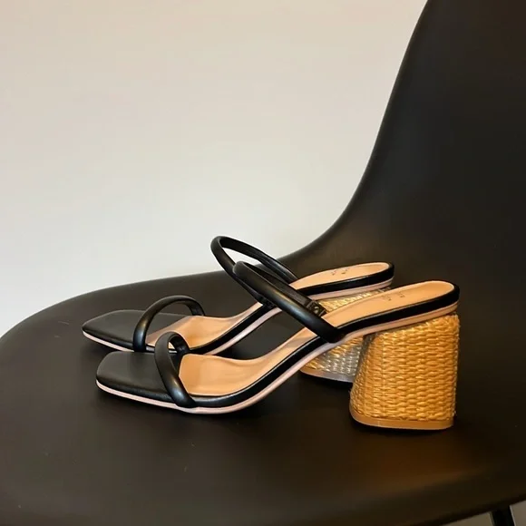 Nwot rattan block heel sandals - Picture 6 of 11